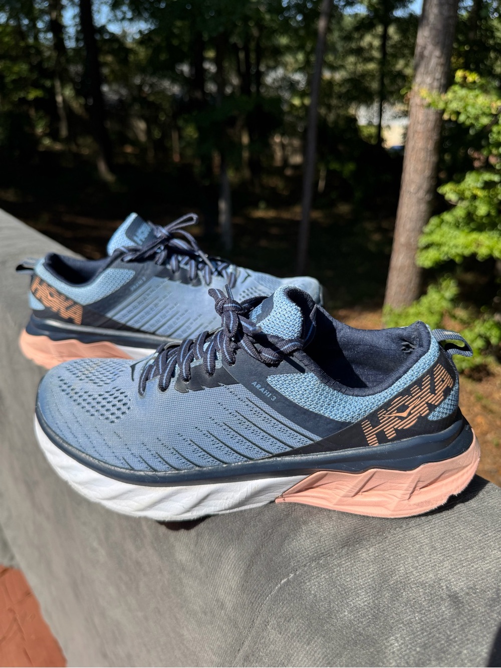 HOKA ONE Arahi 3 Women’s 7.5 Allure Mood Indigo Running Shoes sneakers